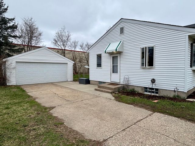 4919 Karen Avenue Sw, City Of Wyoming, MI 49548