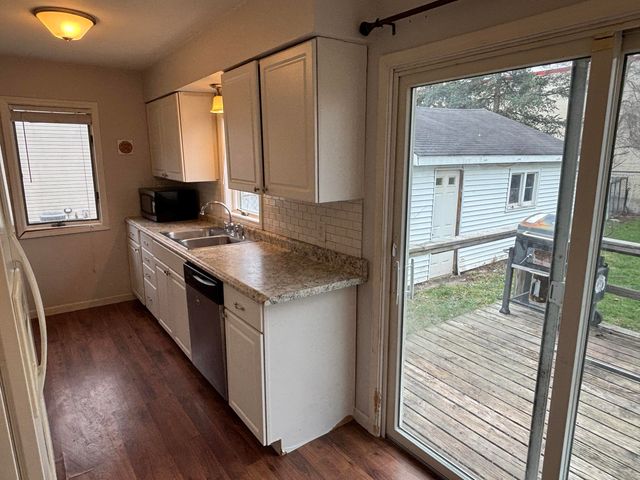 4919 Karen Avenue Sw, City Of Wyoming, MI 49548