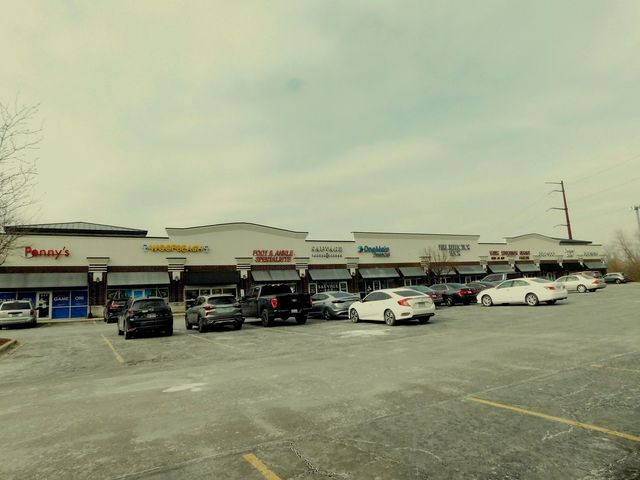 212-238 RANDALL Road, South Elgin, IL 60177