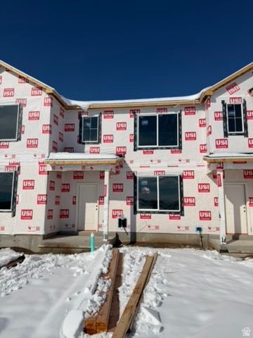 256 W 690 N, Smithfield, UT 84335