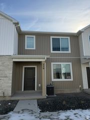 256 W 690 N, Smithfield, UT 84335