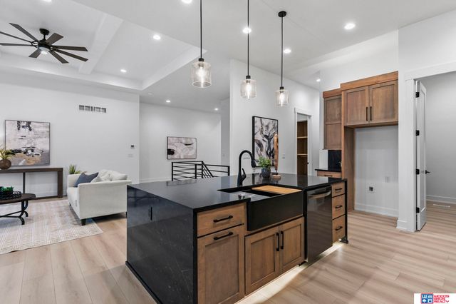 3650 Wilderness Hills Boulevard, Lincoln, NE 68516