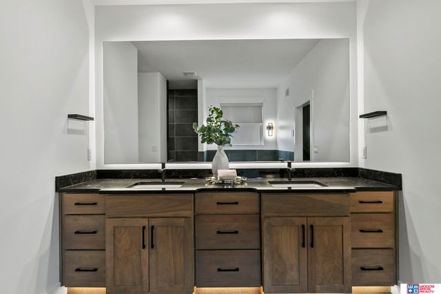 3650 Wilderness Hills Boulevard, Lincoln, NE 68516