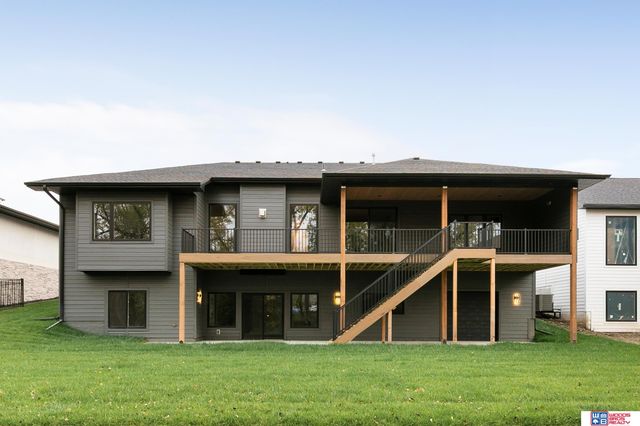 3650 Wilderness Hills Boulevard, Lincoln, NE 68516