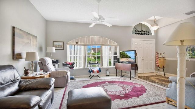 5203 JASMINE TRACE LANE, Kissimmee, FL 34758