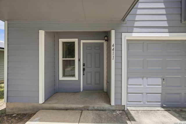 4411 WRANGLER RUN, San Antonio, TX 78223