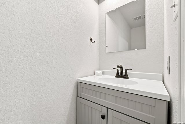 4411 WRANGLER RUN, San Antonio, TX 78223