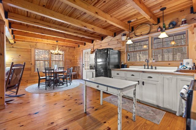 99 Aider Court, Stanton, KY 40380