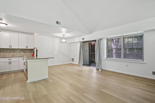 107 Westchester Drive, Little Egg Harbor, NJ 08087