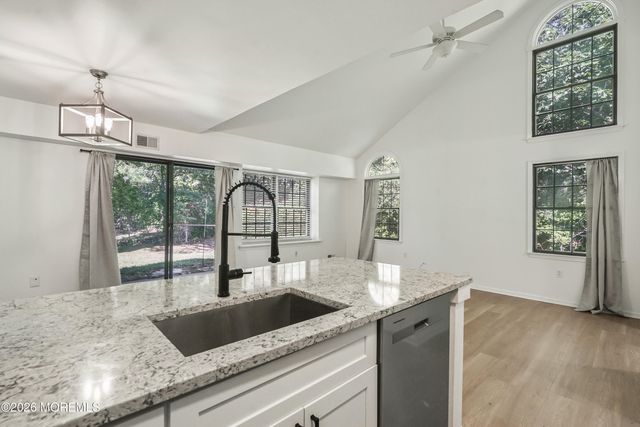 107 Westchester Drive, Little Egg Harbor, NJ 08087