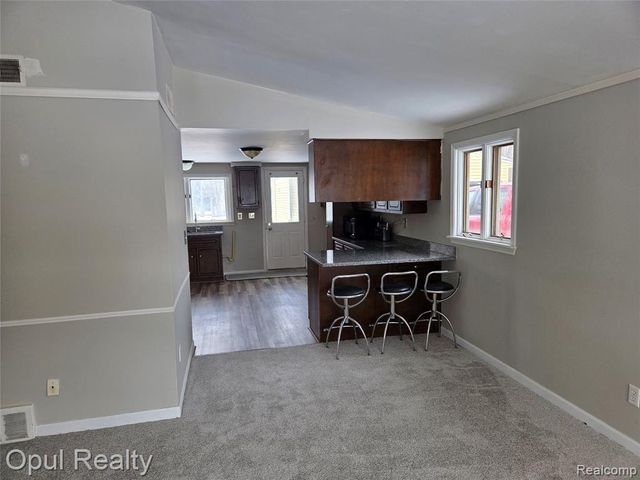 164 Spring Park, Walled Lake, MI 48390