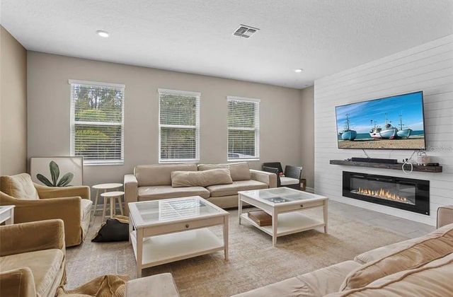 4585 TARGET BOULEVARD, Kissimmee, FL 34746