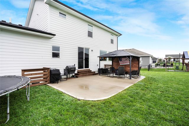 1425 NE Poplar Court, Grimes, IA 50111