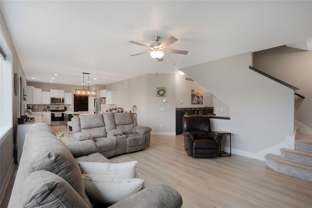 1425 NE Poplar Court, Grimes, IA 50111