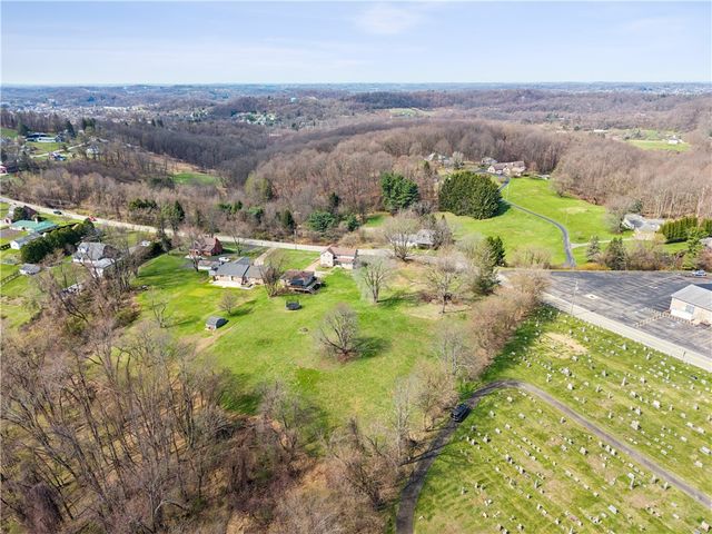 1640 Ridge Rd, Penn Twp, PA 15644