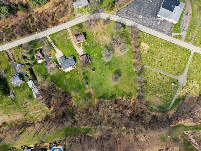 1640 Ridge Rd, Penn Twp, PA 15644