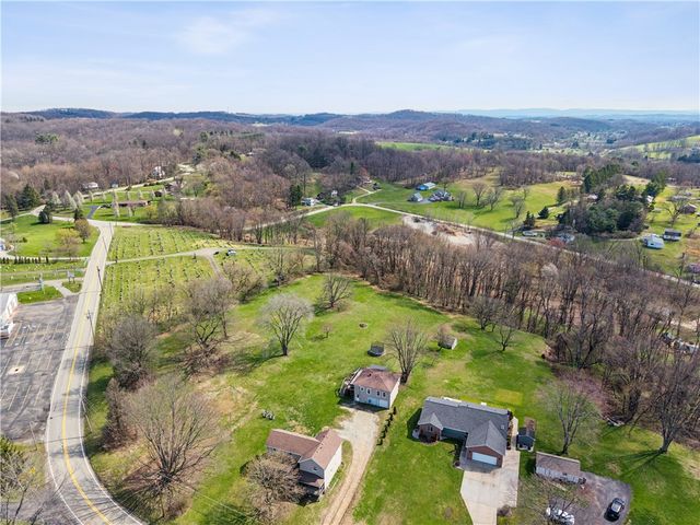 1640 Ridge Rd, Penn Twp, PA 15644