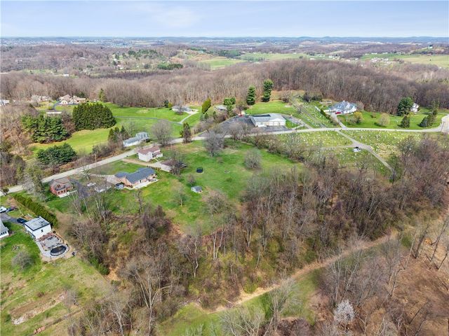 1640 Ridge Rd, Penn Twp, PA 15644