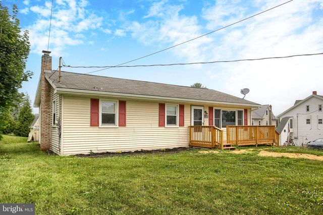 102 5TH ST, Millersburg, PA 17061