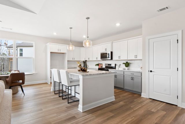 6933 Mercedes Lane, Ooltewah, TN 37363