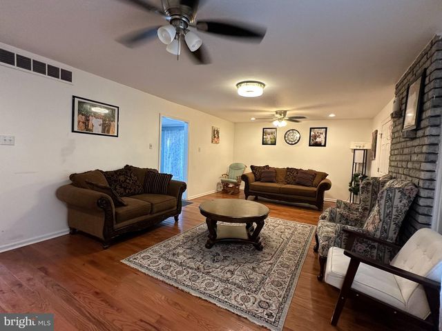 2345 CORKERY LN, Williamstown, NJ 08094