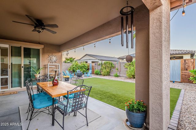 17170 W BUTLER Avenue, Waddell, AZ 85355