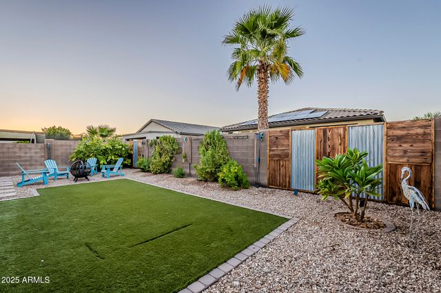 17170 W BUTLER Avenue, Waddell, AZ 85355