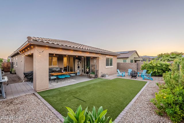 17170 W BUTLER Avenue, Waddell, AZ 85355