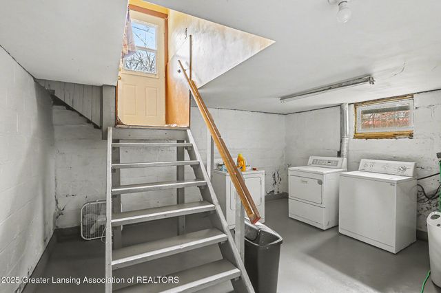 512 Shepard Street, Lansing, MI 48912