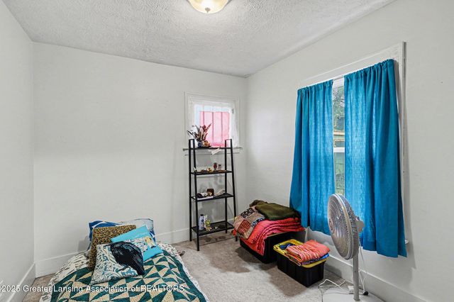 512 Shepard Street, Lansing, MI 48912