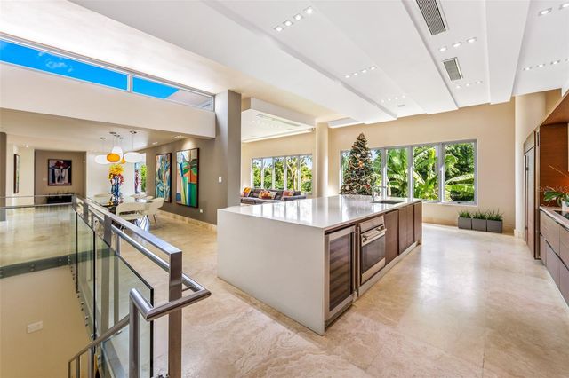 1665 PLAYERA, San Juan, PR 00927