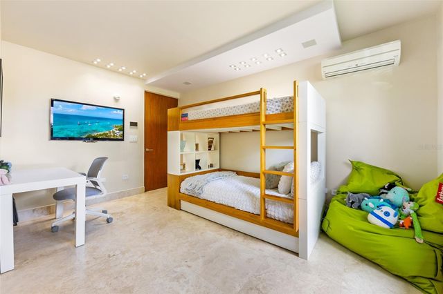 1665 PLAYERA, San Juan, PR 00927