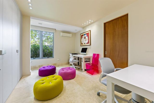 1665 PLAYERA, San Juan, PR 00927