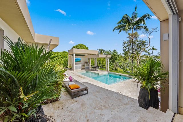 1665 PLAYERA, San Juan, PR 00927