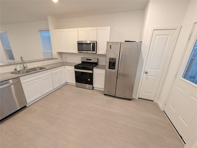 26013 Hampshire Drive, Magnolia, TX 77355
