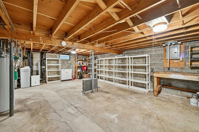 2645 Riverside Lane NE, Rochester, MN 55906