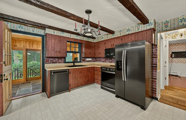 2645 Riverside Lane NE, Rochester, MN 55906