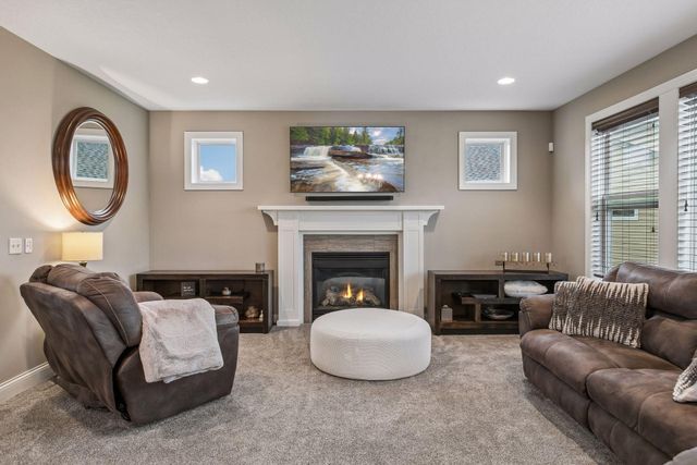 10412 Oregon Avenue N, Brooklyn Park, MN 55445
