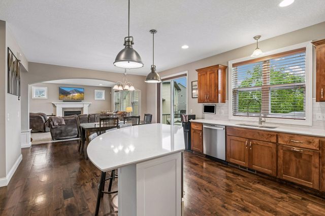 10412 Oregon Avenue N, Brooklyn Park, MN 55445