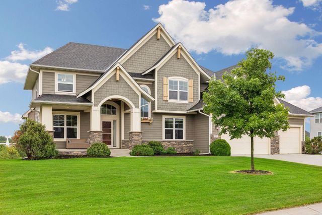 10412 Oregon Avenue N, Brooklyn Park, MN 55445