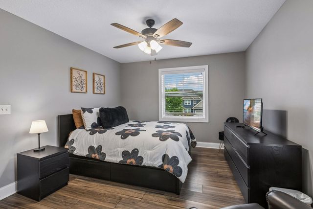 10412 Oregon Avenue N, Brooklyn Park, MN 55445