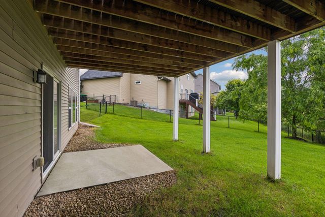 10412 Oregon Avenue N, Brooklyn Park, MN 55445