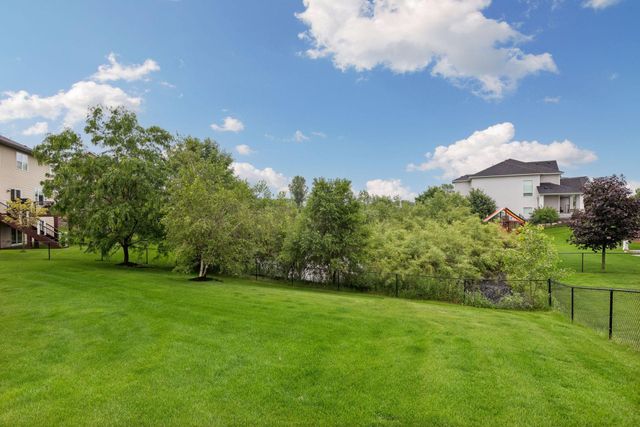 10412 Oregon Avenue N, Brooklyn Park, MN 55445