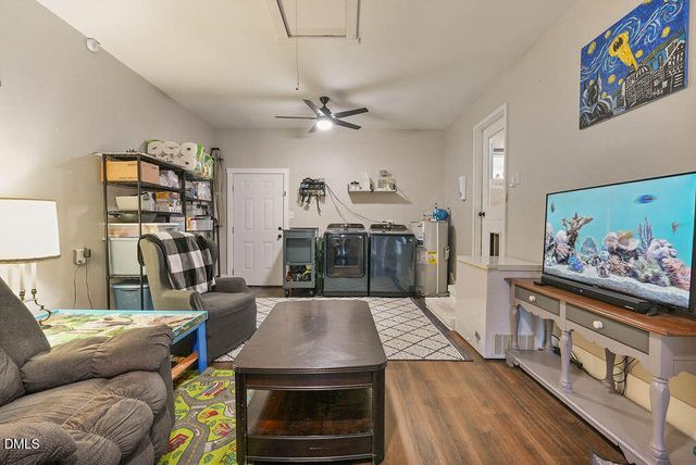 90 Oakridge Avenue, Spring Lake, NC 28390