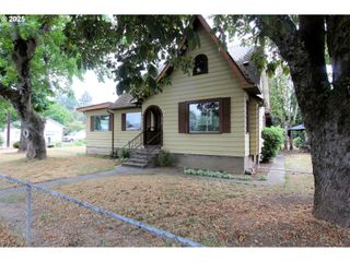 1913 E St, Washougal, WA 98671