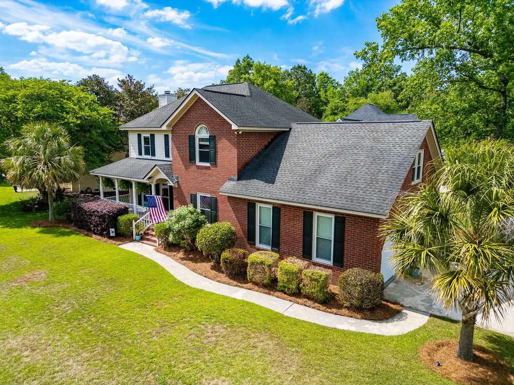 Image 39 of property listing at 5567 Gallatin Lane, North Charleston, SC 29420