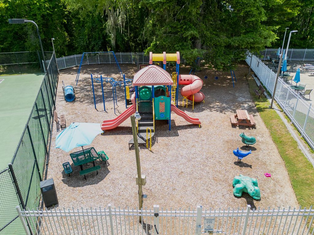 Image 42 of property listing at 5567 Gallatin Lane, North Charleston, SC 29420