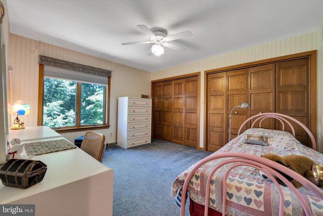 140 DEBORAH DR, Wyomissing, PA 19610