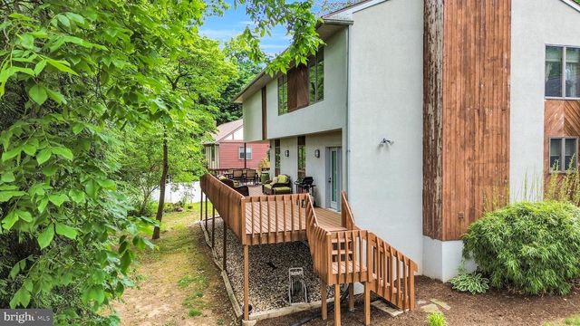 140 DEBORAH DR, Wyomissing, PA 19610