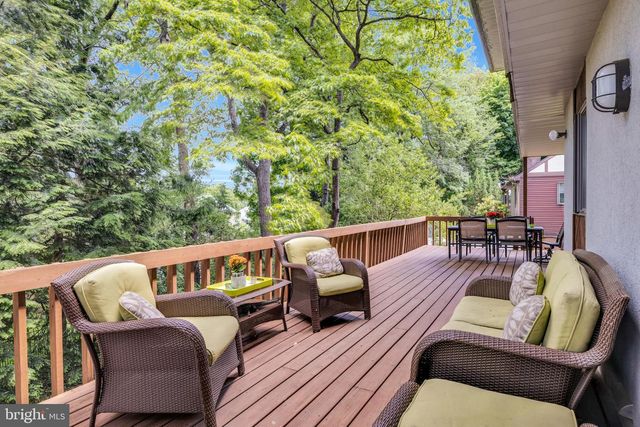 140 DEBORAH DR, Wyomissing, PA 19610